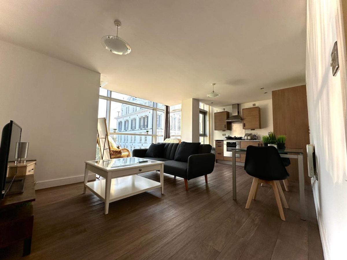 Birmingham Prime Location Stunning Apartment Floor-To-Ceiling Windows Eksteriør bilde