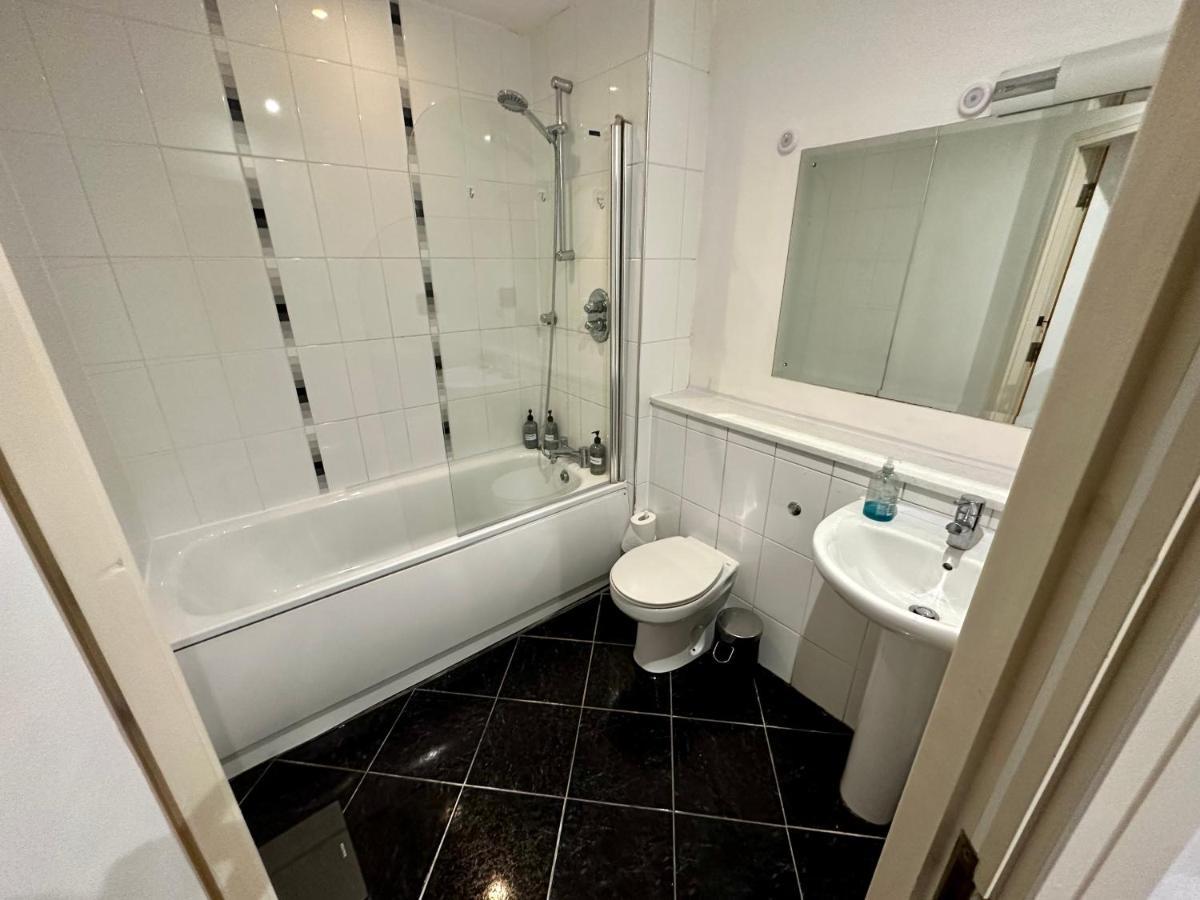 Birmingham Prime Location Stunning Apartment Floor-To-Ceiling Windows Eksteriør bilde